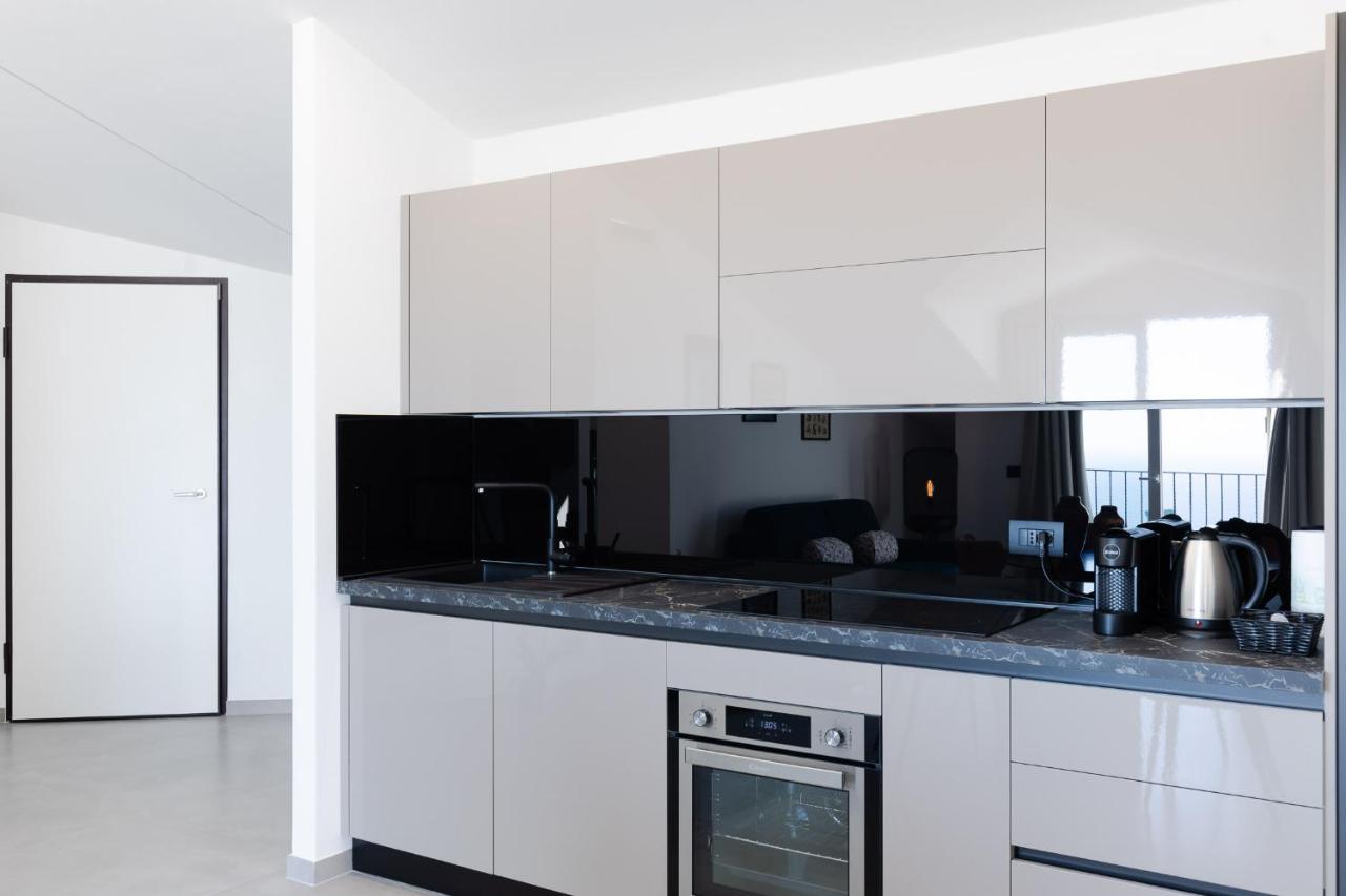 Villa La Matta Apartments And Luxury Suites Санремо Экстерьер фото