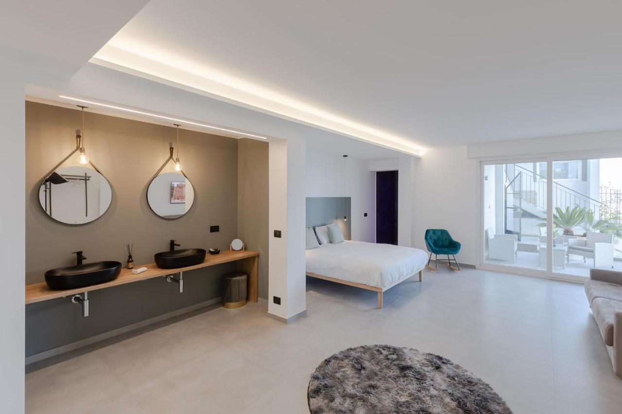 Villa La Matta Apartments And Luxury Suites Санремо Экстерьер фото